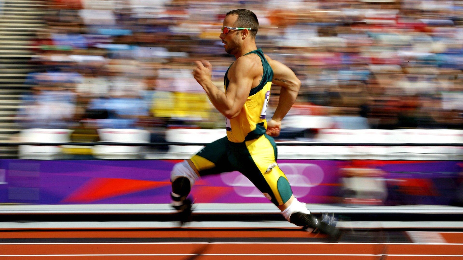 爱游戏体育官方入口-英超疯狂反击：快节奏让场面热血沸腾，英超太强